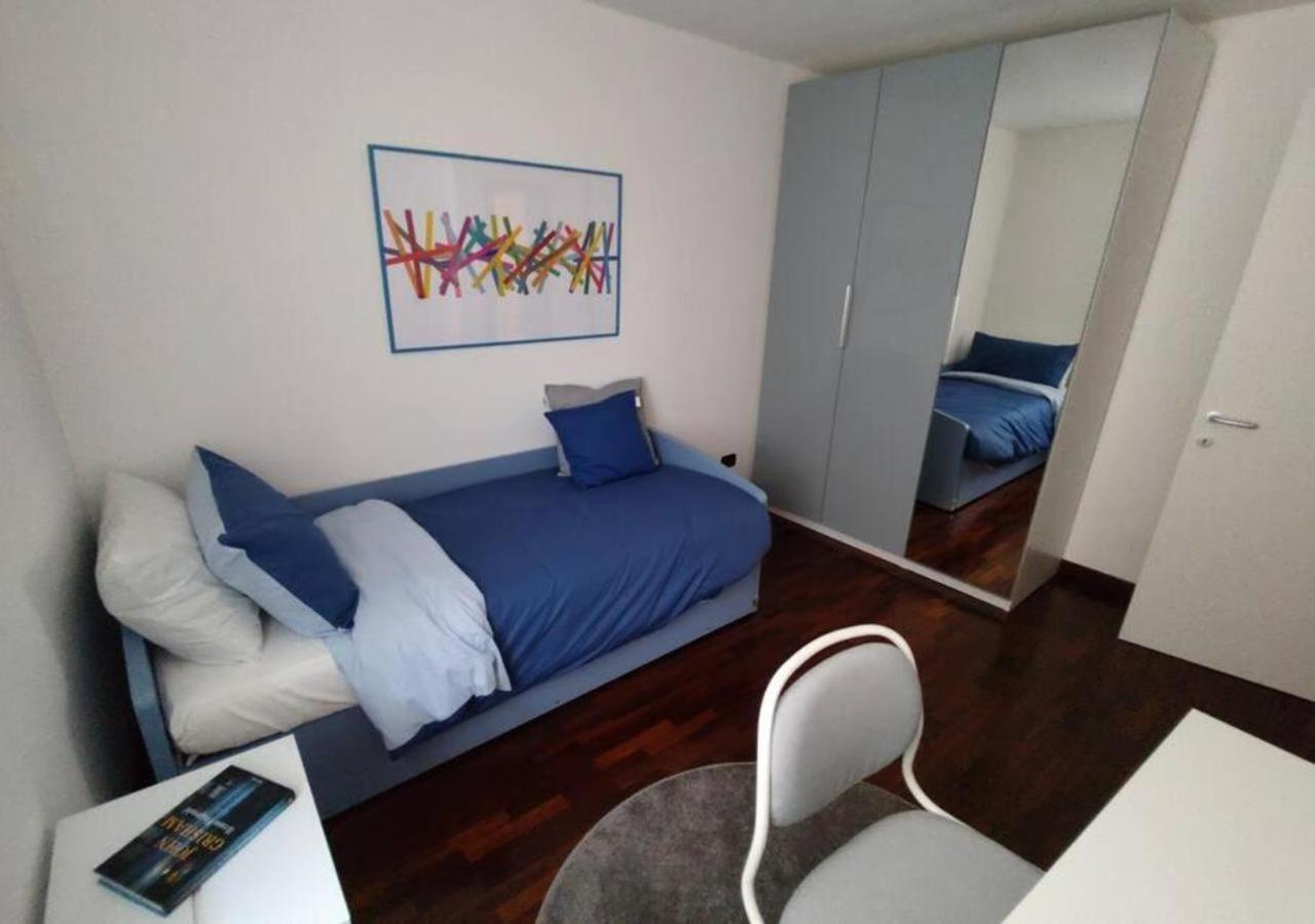 Casa Del Vicolo, Nel Cuore Della Pavia Storica Exterior foto