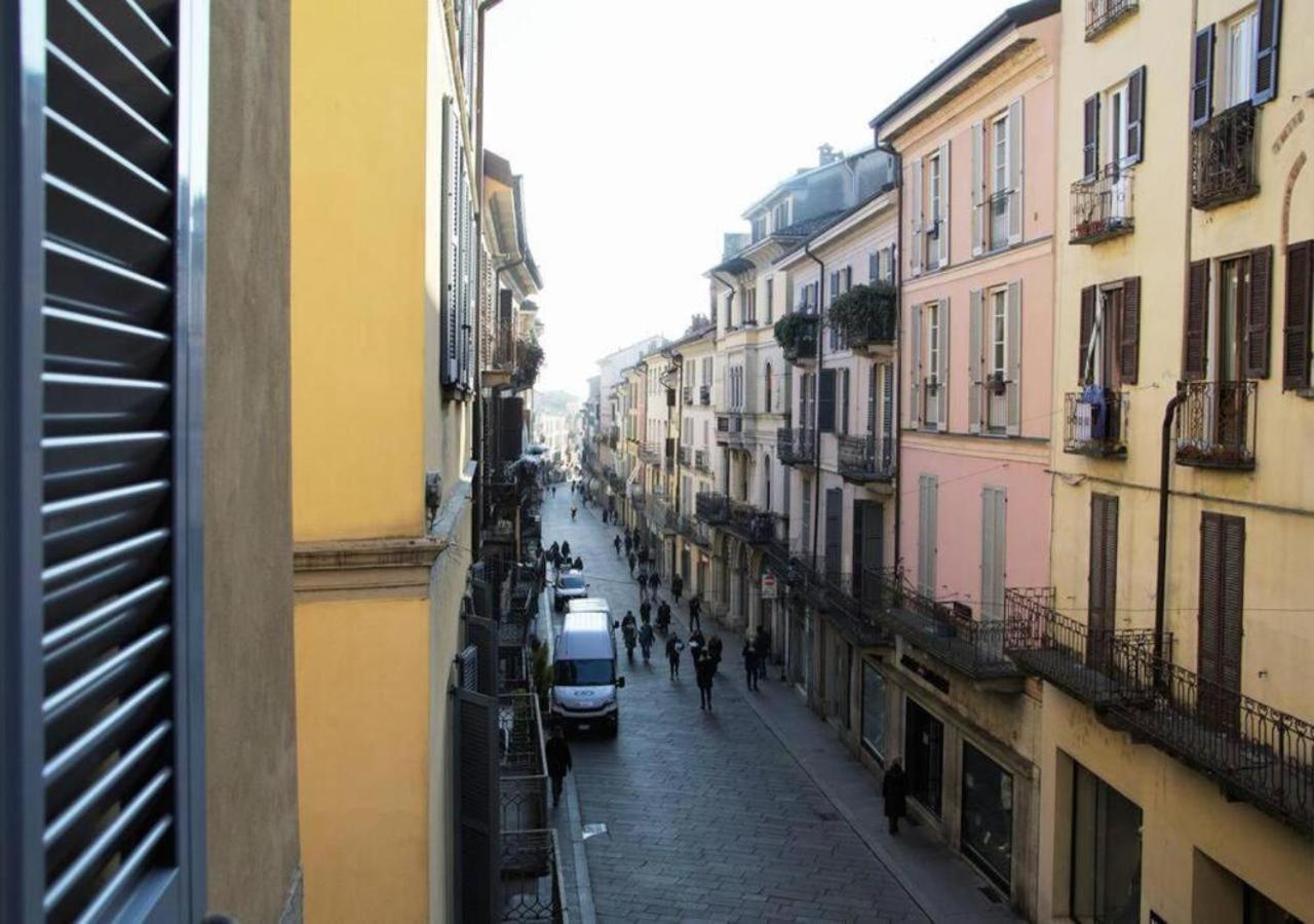 Casa Del Vicolo, Nel Cuore Della Pavia Storica Exterior foto